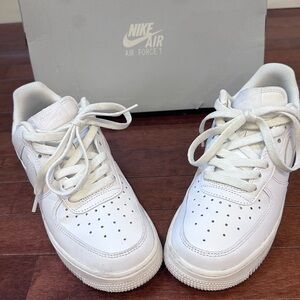 Nike Air Force 1 Leather Sneakers